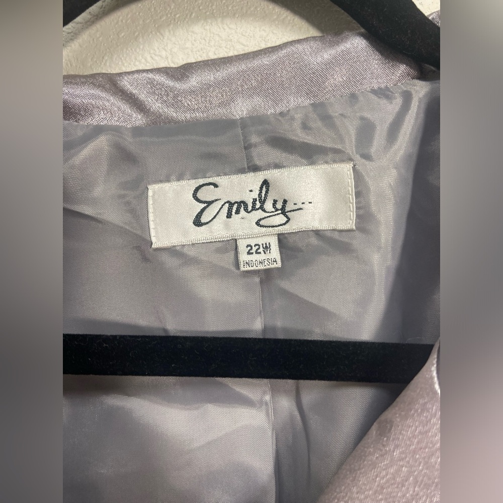 Emily, silver, simple jacket - Picture 2 of 4